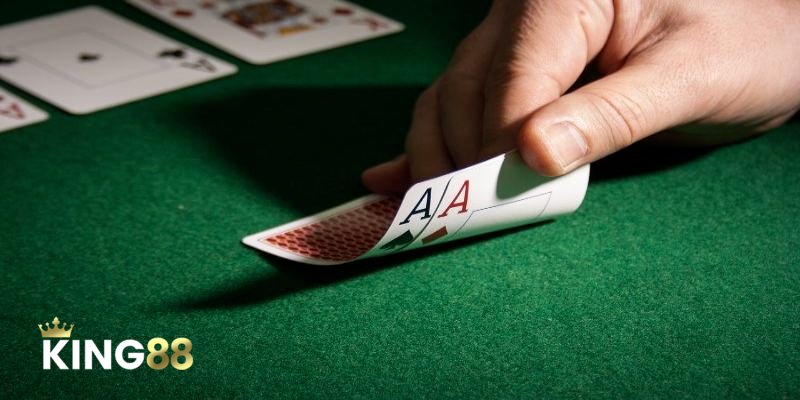 Bài Xì Tố - Luật Chơi, Chiến Thuật Và Bí Kíp Thắng 4 Tìm hiểu chiến lược chơi xì tố hiệu quả